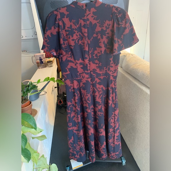 Ann Taylor Dress - Picture 4 of 6